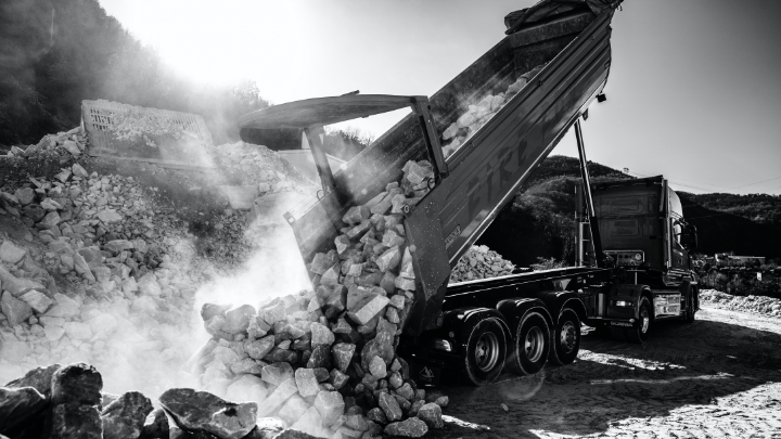 A truck that empties its load.